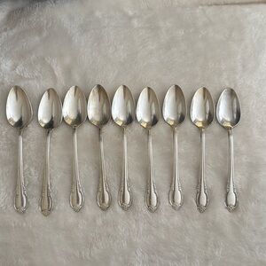 1847 Roger’s Bros Remembrance Silver Plate Teaspoons Set of 9